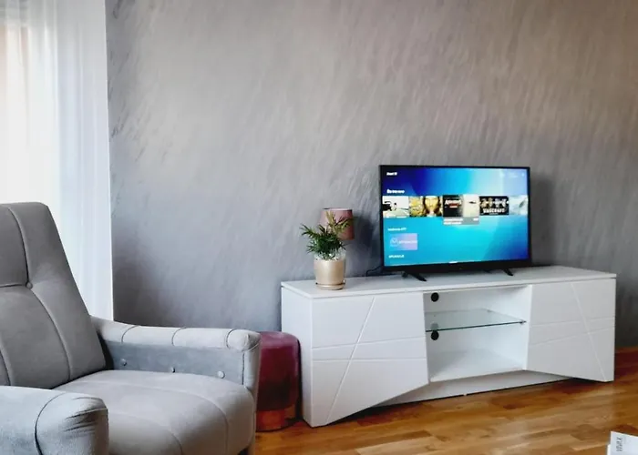 Skyline Apartment