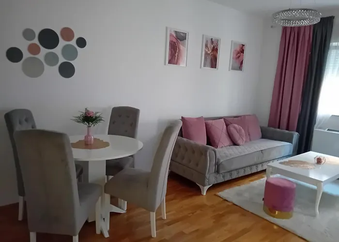 Skyline Apartment
