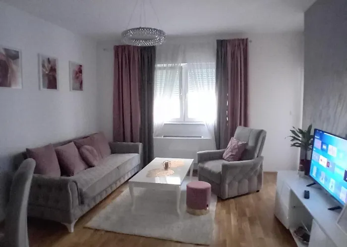 Skyline Apartment