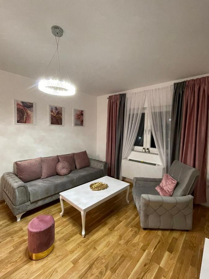 Skyline Apartment